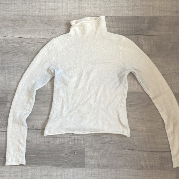 Long sleeve sweater, turtleneck - Picture 3 of 3